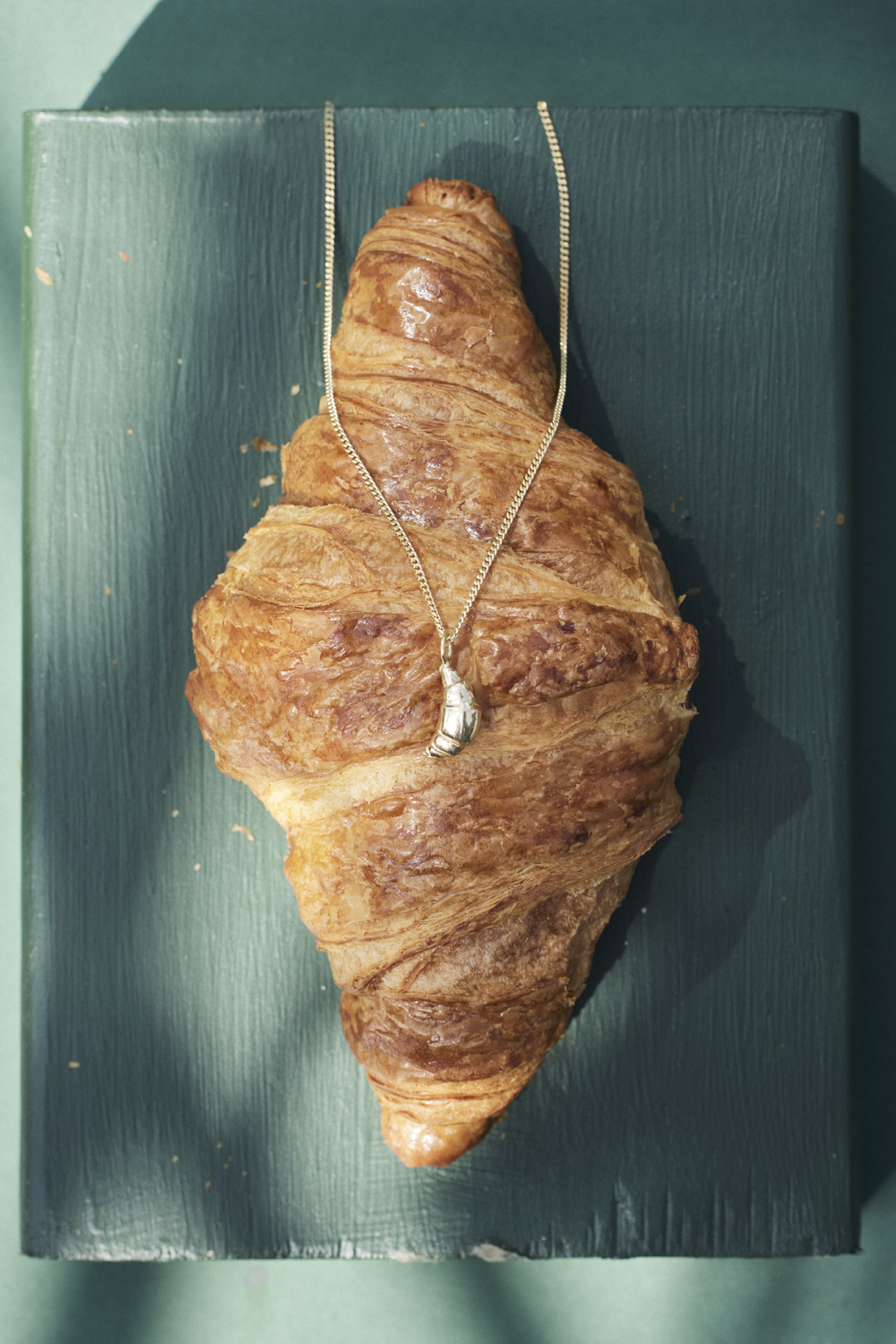 Croissant Pendant, 18K Gold