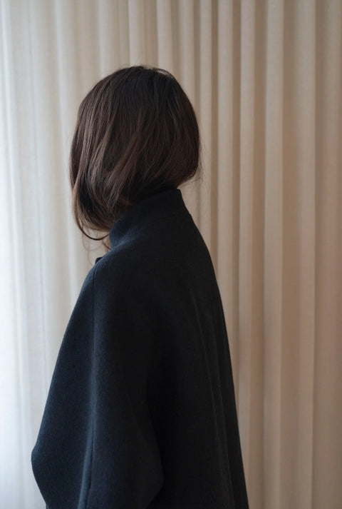 Mok Coat, Black