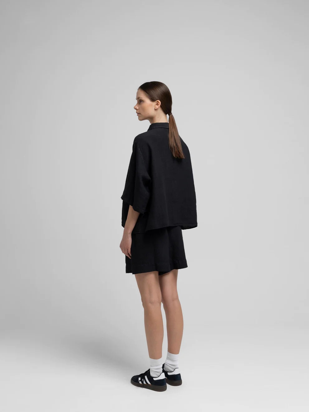 Vega Linen Shirt, Black